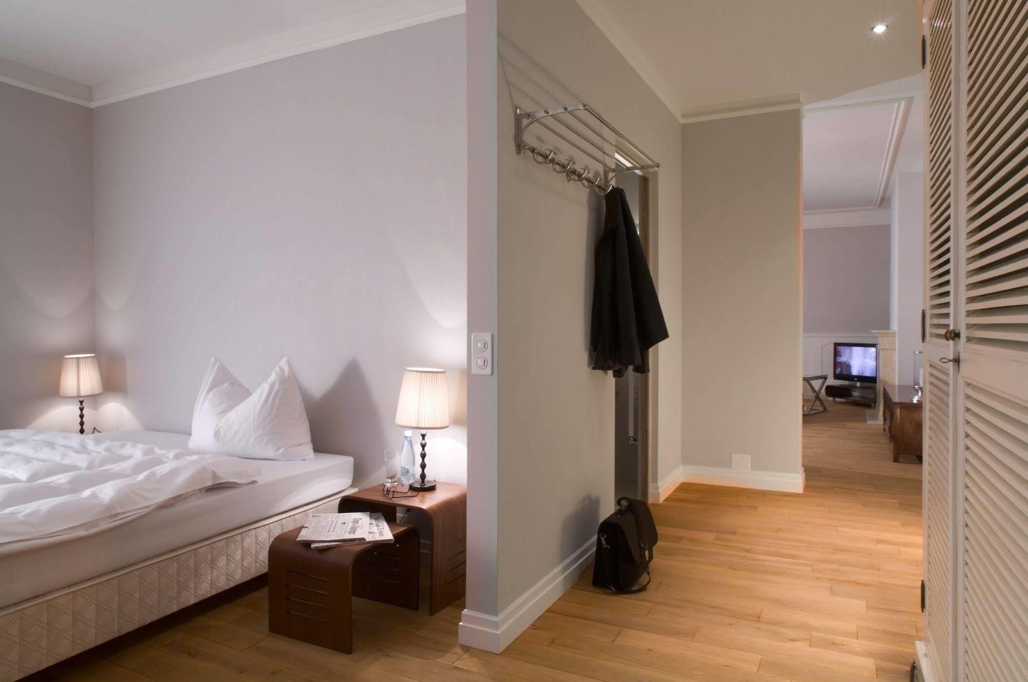 Blue City Boutique Hotel بادن المظهر الخارجي الصورة