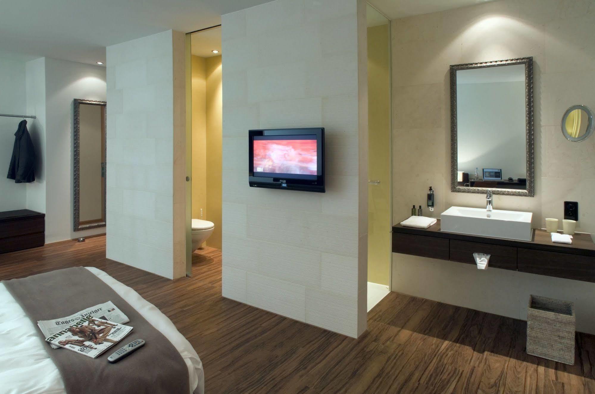 Blue City Boutique Hotel بادن المظهر الخارجي الصورة